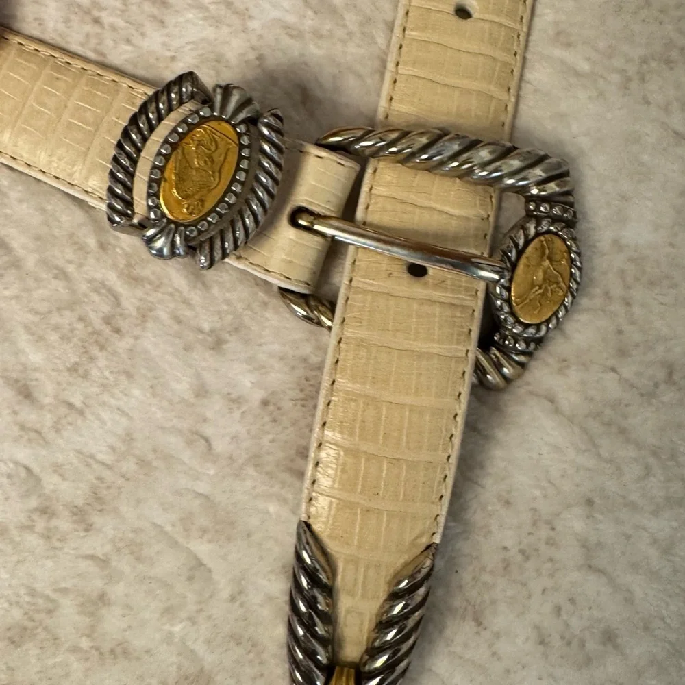 Chic Cream Belt with Gold and Silver Accents